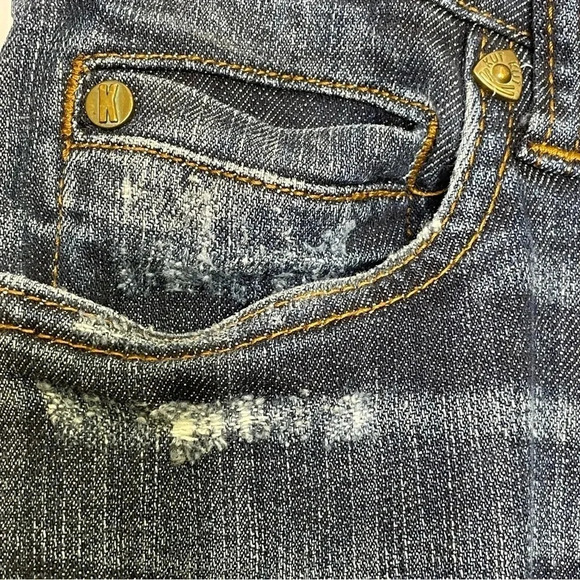 Kut from the Kloth Straight Leg Jeans 6 - Picture 3 of 6
